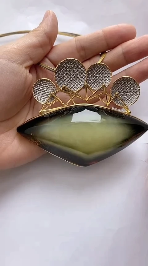 【闪购商品】琥珀裸石银S925镶嵌琥珀吊坠