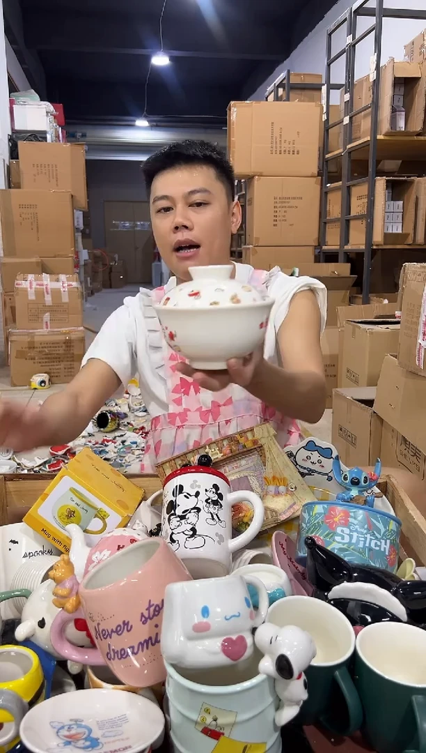 瓷片原盒kt猫带盖泡面碗