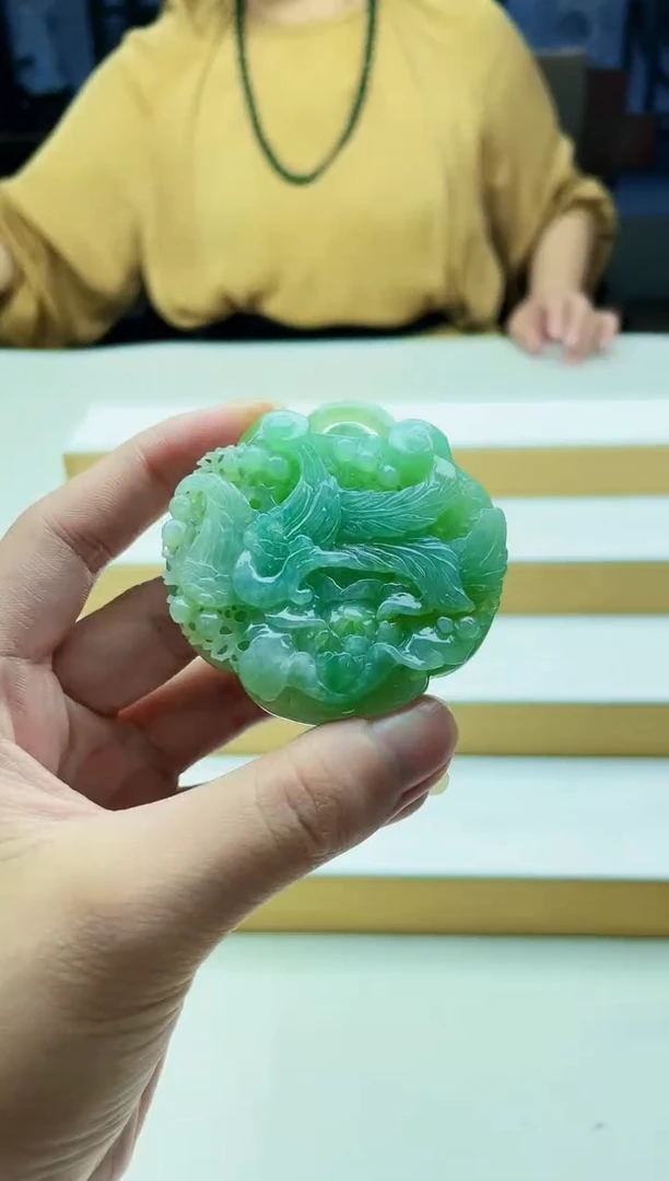 定制翡翠未镶嵌毛货07300170