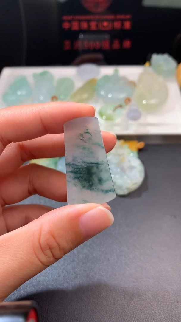 未镶嵌定制翡翠