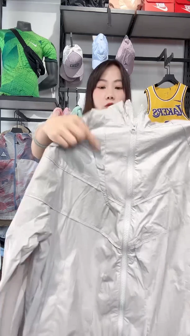 1723  编码 瑕疵款直播间过款为准 尺码