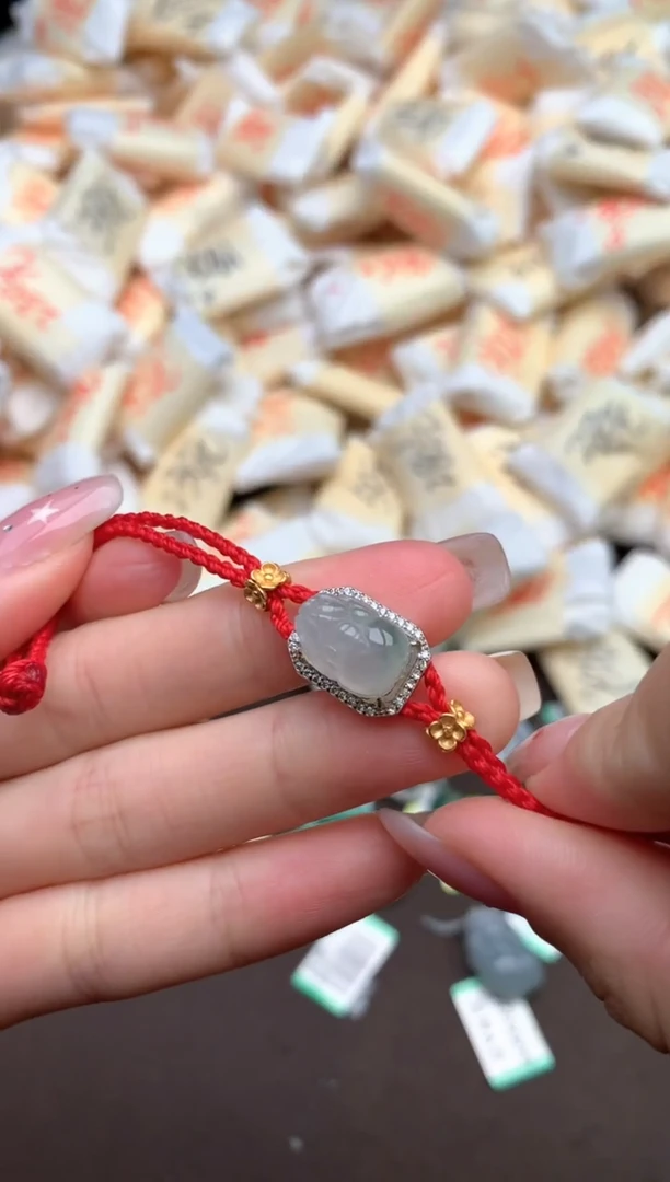 【闪购商品】翡翠手绳未镶嵌 —