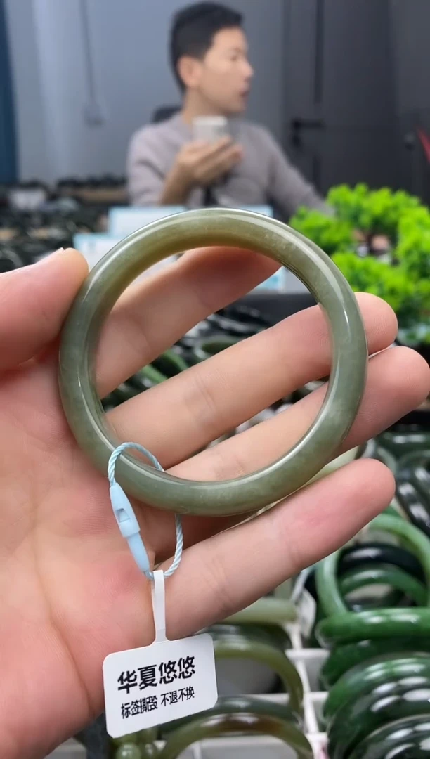 未镶嵌手镯和田玉54.4