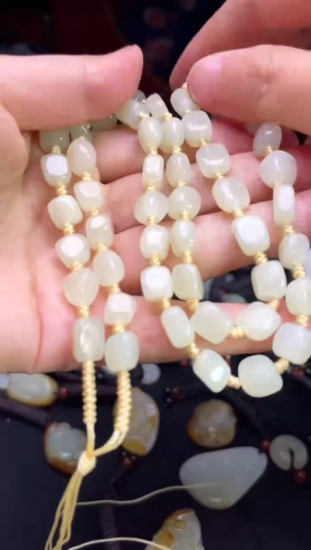 颈饰未镶嵌和田玉123