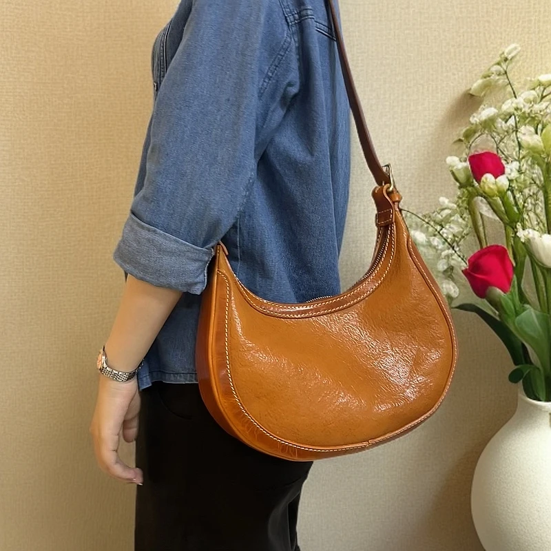 复古风格头层牛皮月亮包手工包百搭腋下单肩轻奢休闲女士经典