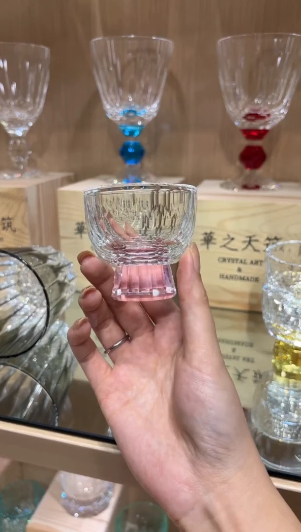 直播间闪烁买一送一粉色