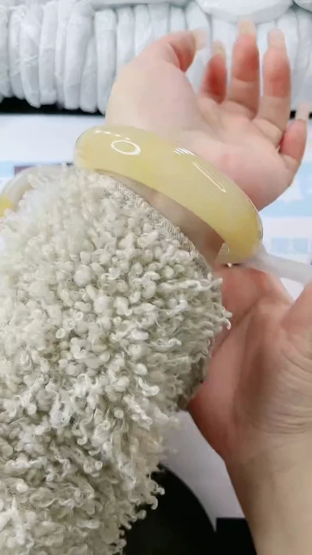 【闪购商品】石英质玉手镯未镶嵌多样性发货F127-62