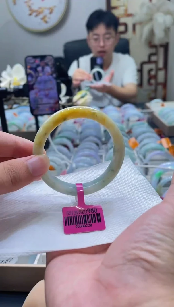 未镶嵌手镯翡翠035-55