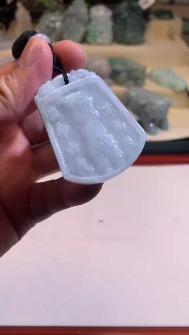 翡翠未镶嵌颈饰5/31/172