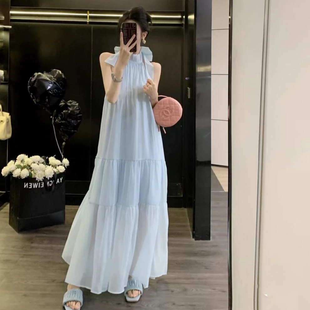丝光棉蓝色无袖挂脖吊带连衣裙女春夏季海边度假法式垂坠感长裙子