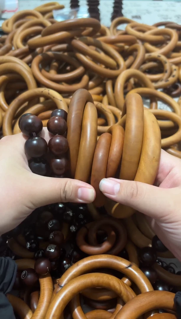【闪购商品】枣木雷击枣木三个乾坤圈两个玉华料手串