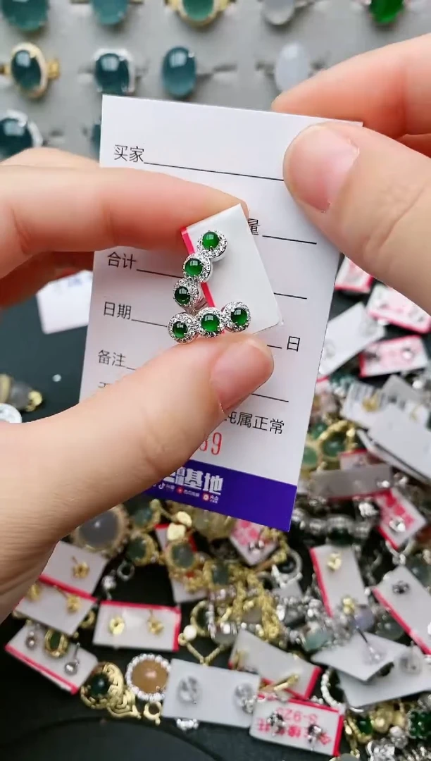 翡翠银S925镶嵌颈饰....6889
