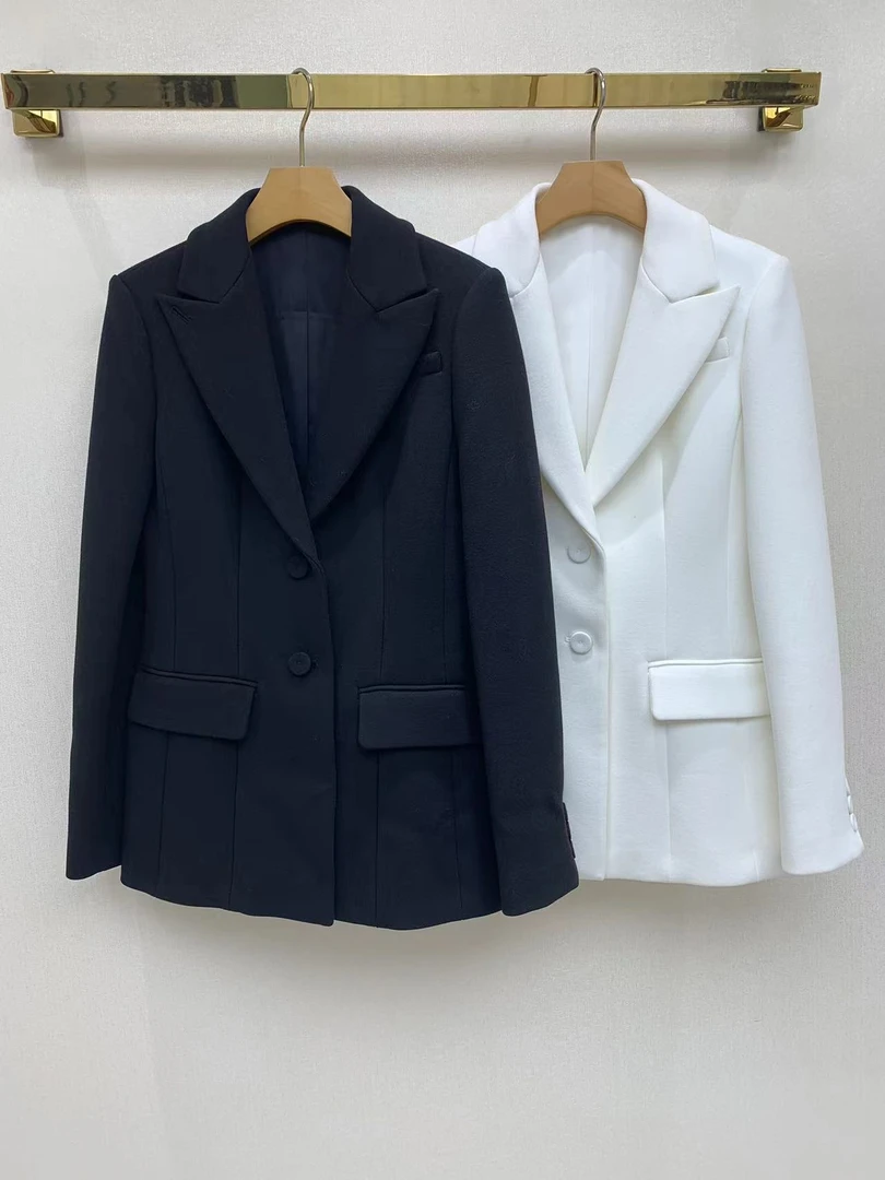 慕溢-268黑白两色西装外套