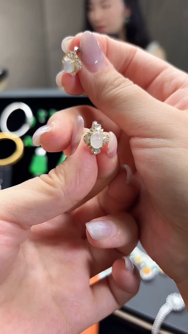 翡翠银S925镶嵌耳钉梦藏佳品翡翠严选多样性发其一