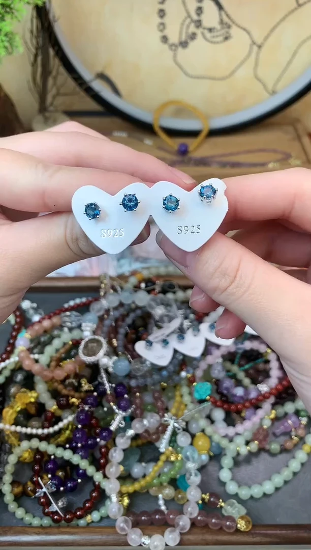 【闪购商品】托帕石耳饰银S925镶嵌937