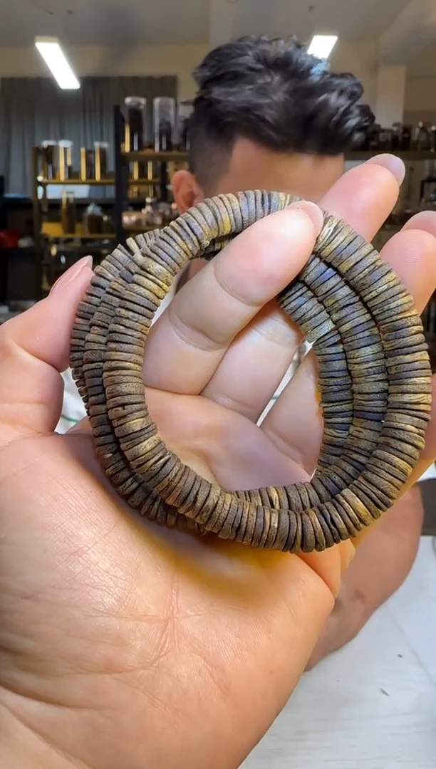 沉香手串沉水级海南绿棋乌身圆叶皮油虫漏片珠单圈8mm9g多样性发1