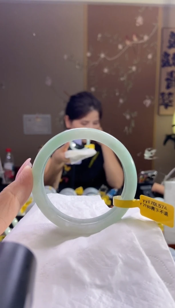 未镶嵌手镯翡翠圈口x56-57