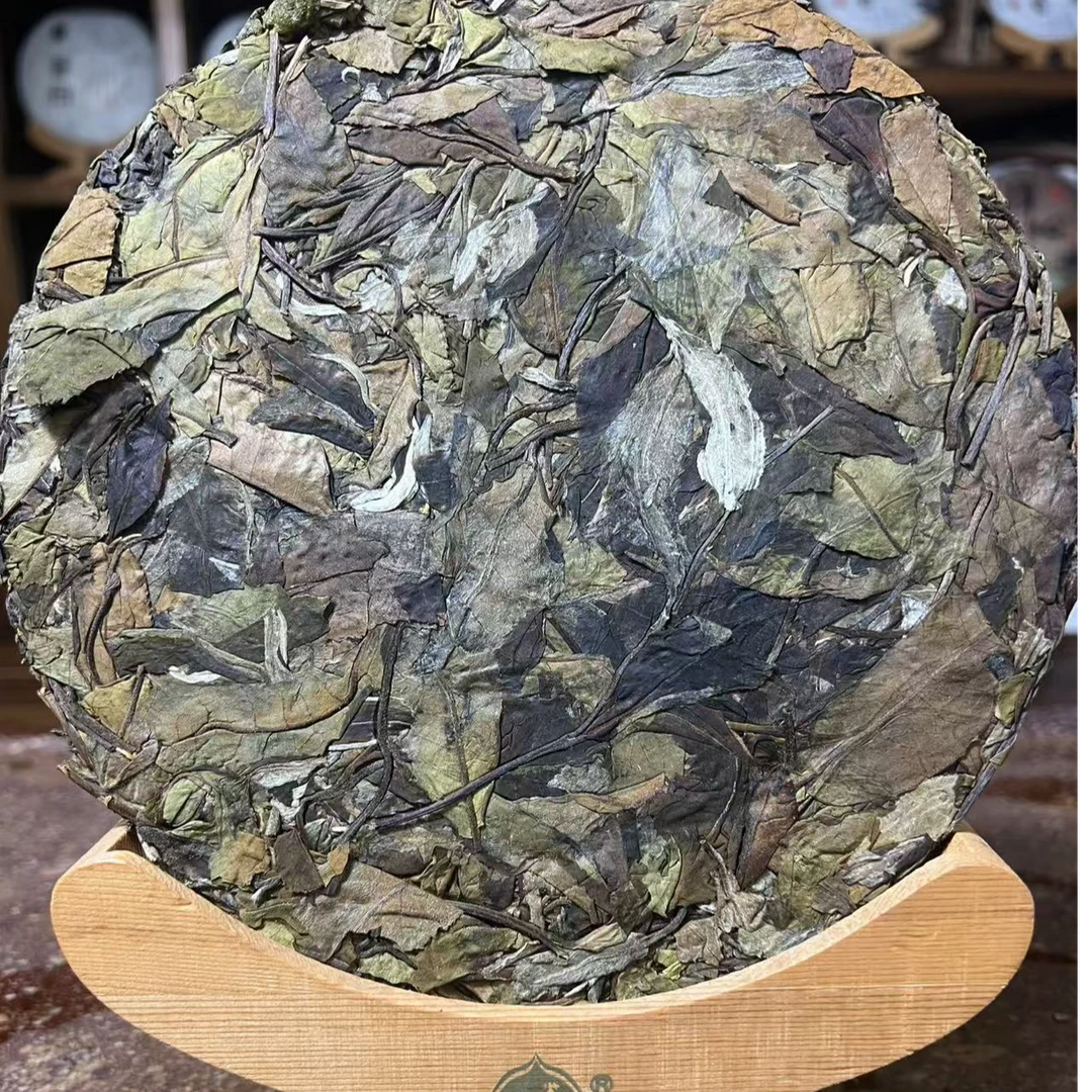 古树白茶花香饼茶2025年（手撕饼）