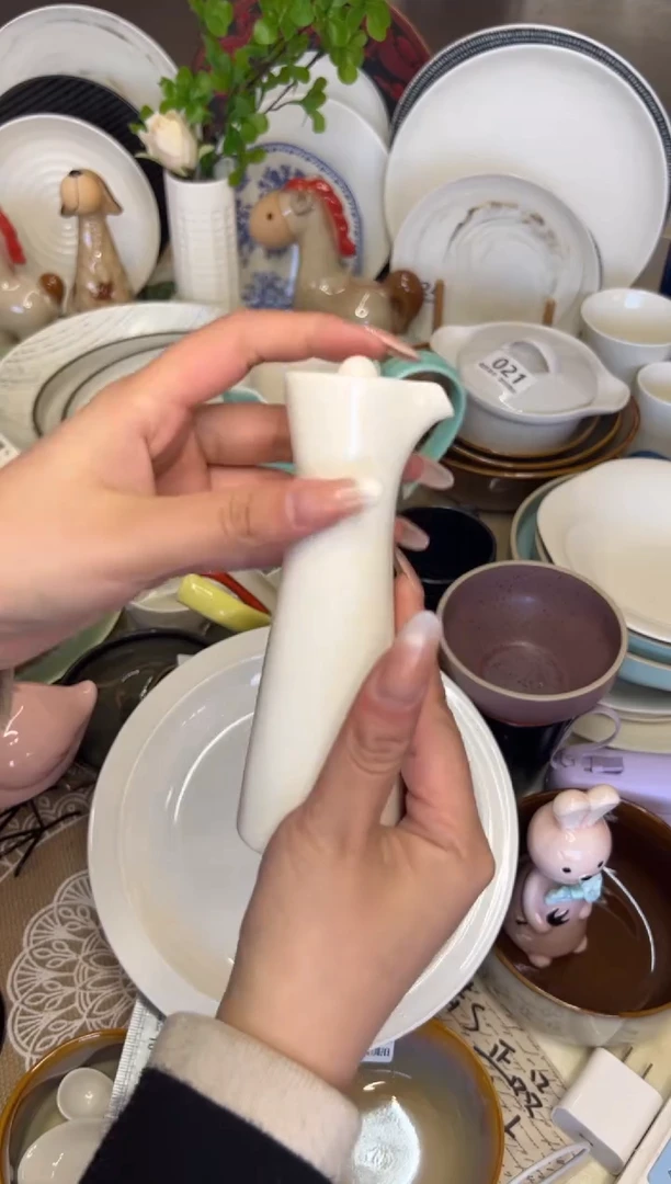 新骨瓷056瑕疵 暖白 花盖 酱瓶