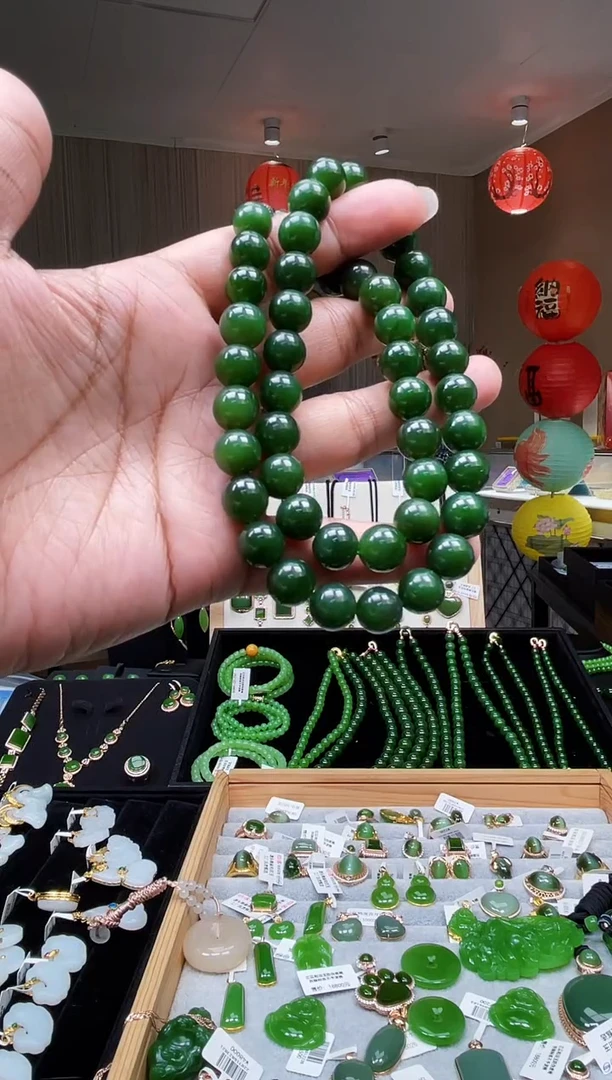 【闪购商品】和田玉（碧玉）项链未镶嵌±10mm 辣波次阿绿项链