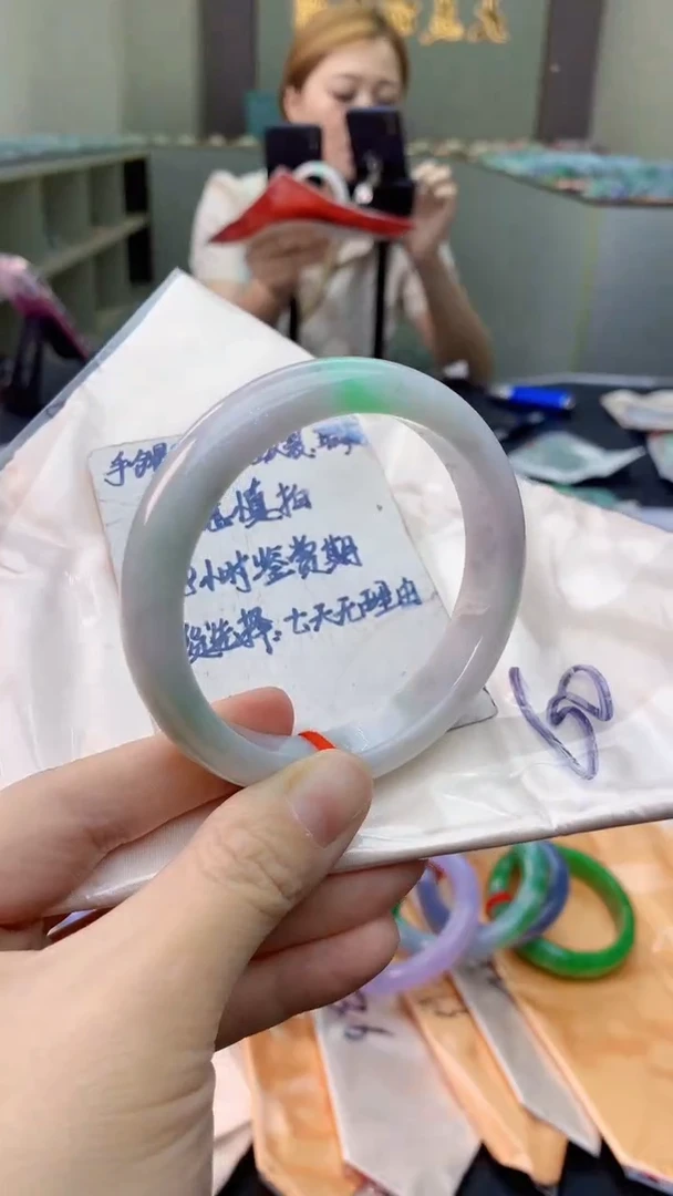 未镶嵌手镯翡翠0533787634