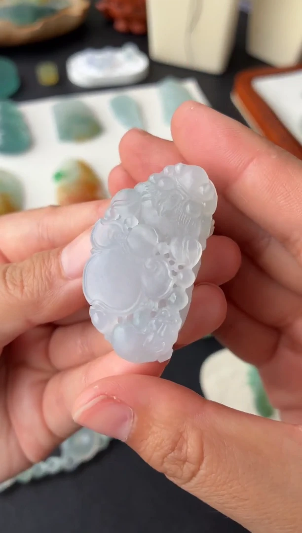 未镶嵌定制翡翠翡翠