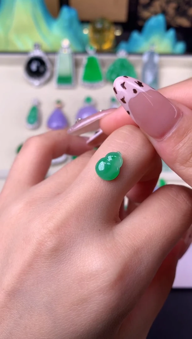 未镶嵌定制翡翠裸石（镶嵌定制）