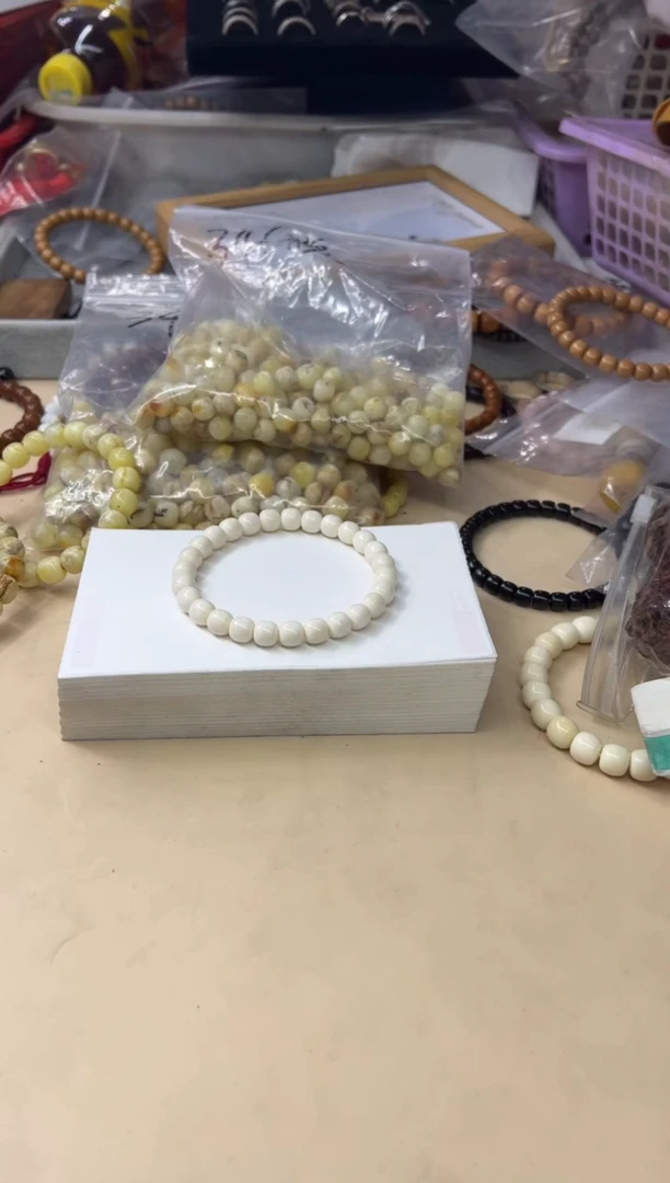 手串白玉菩提010407白玉菩提单圈多样性发其一