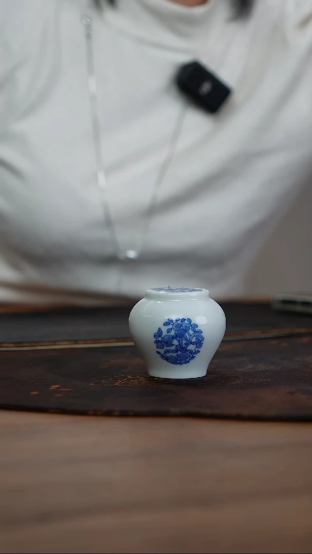 宁封窑青花寿桃盖置