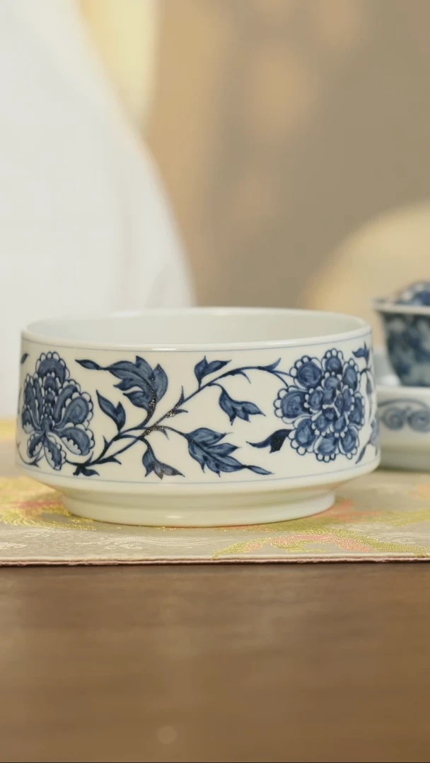 【闪购商品】景德镇手工青花牡丹水洗