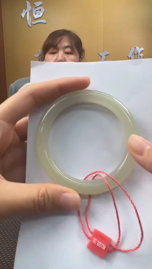 和田玉未镶嵌颈饰手镯57