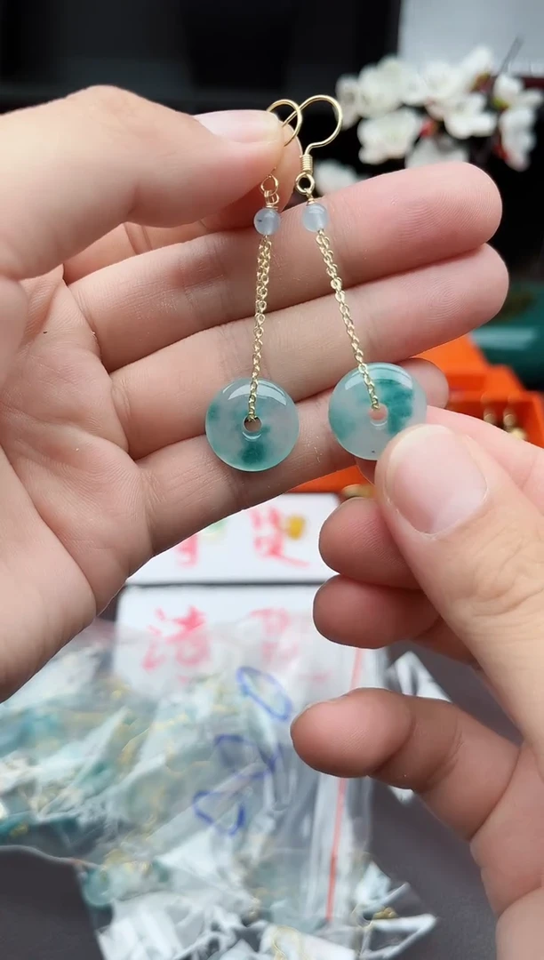 石英质玉（天山翠）银S925镶嵌耳饰000