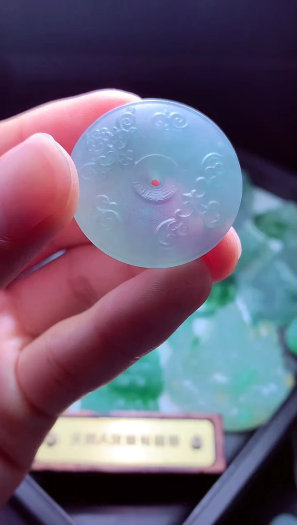 未镶嵌定制翡翠墨*?毛货翡翠定制