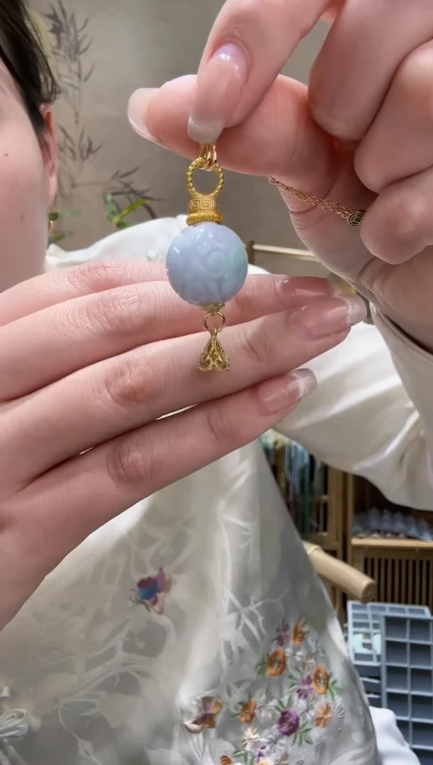 【闪购商品】翡翠颈饰未镶嵌吊坠