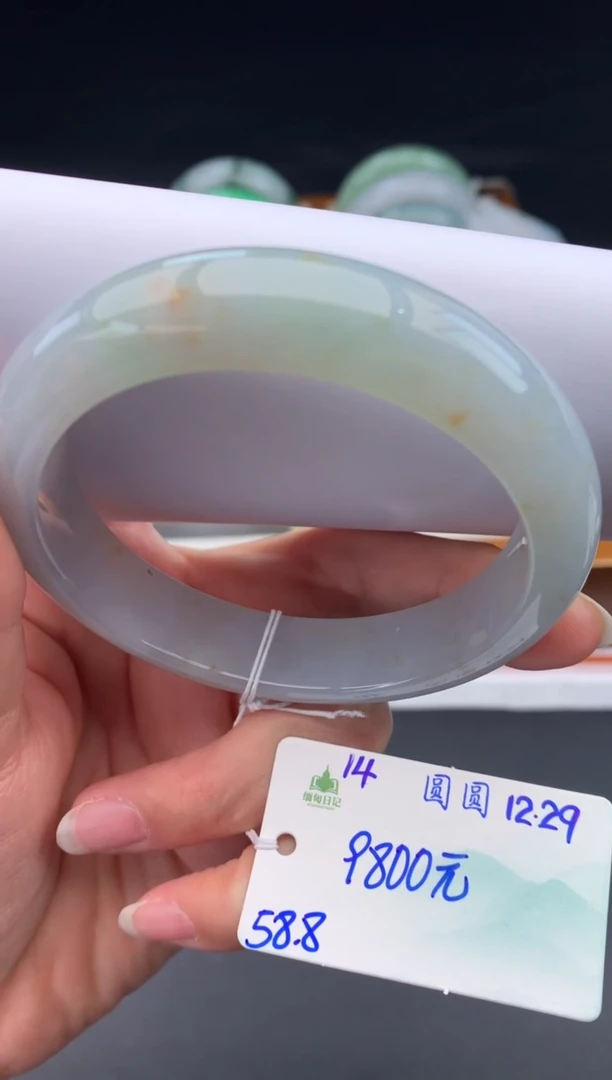 未镶嵌手镯翡翠翡翠自带#送人#，假一赔三