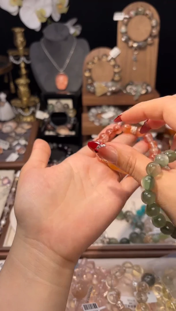 【闪购商品】水晶手链未镶嵌胶花