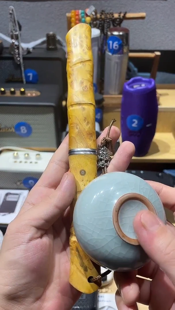 瓷片闪购商品 如图所示