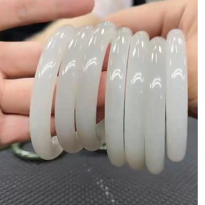 【老郑家】和田玉手镯一支 (多样性发1件)