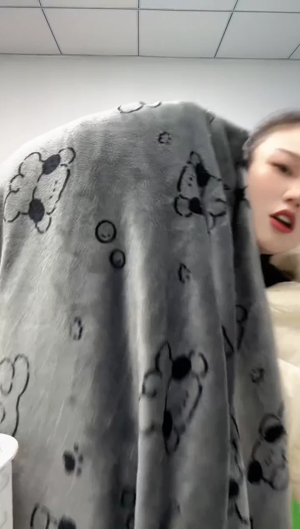 法兰绒2.5X1.8左右以主播所说为准