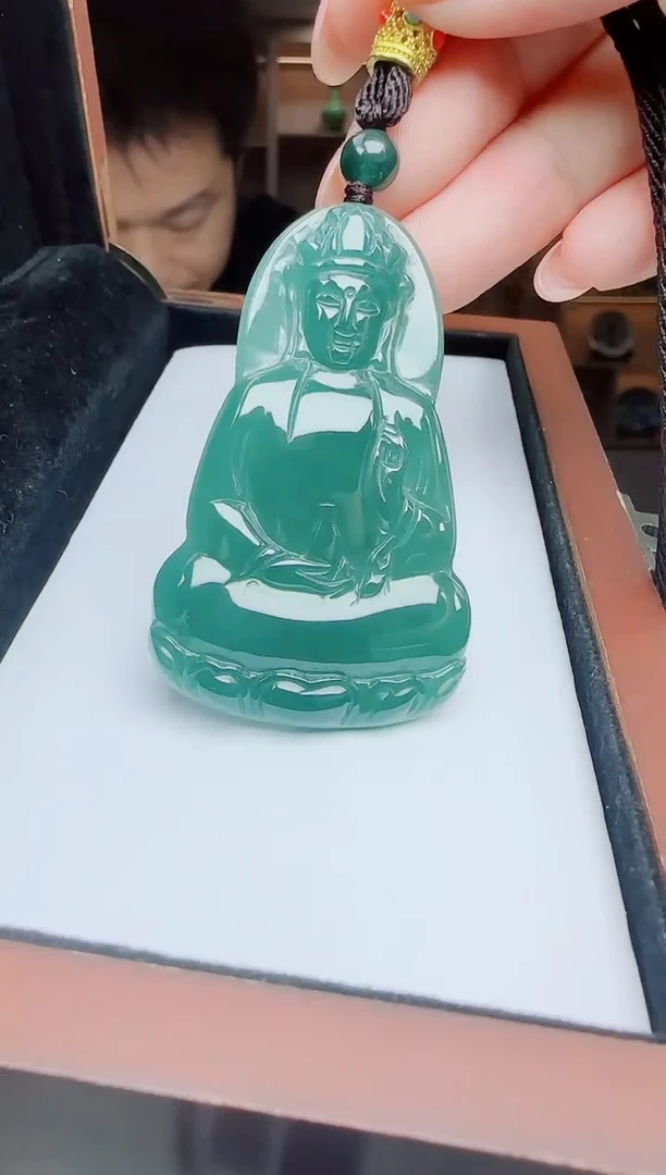 颈饰未镶嵌翡翠多样性发其一  小素衣观音