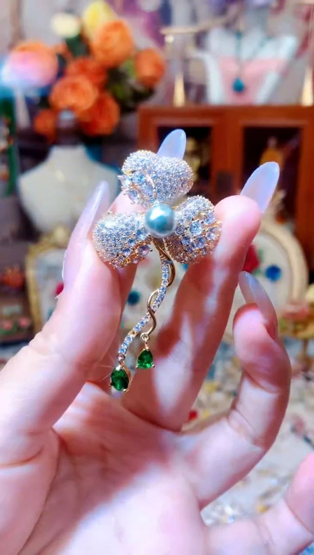 大理石铁合金胸针