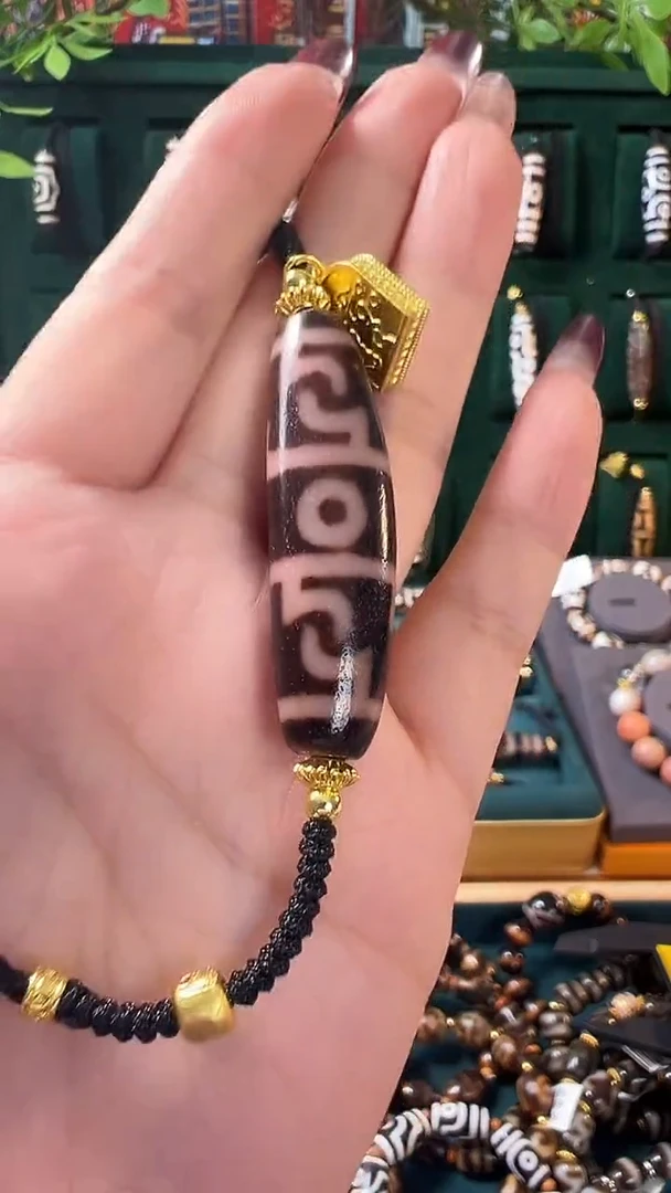 玛瑙/玉髓（覆膜）颈饰合金鸿**?70.（微瑕）