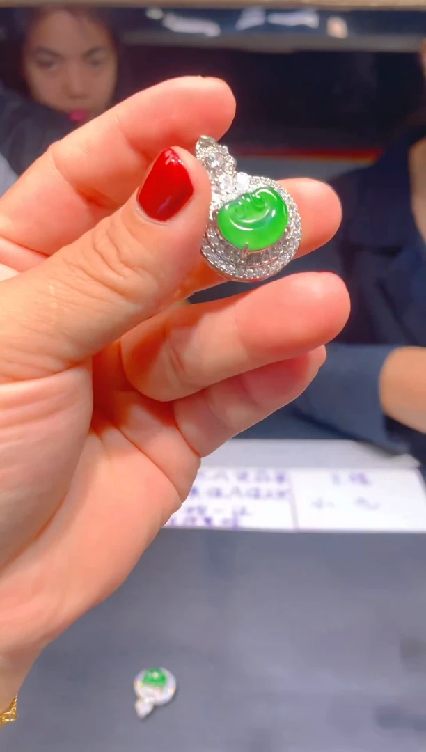 未镶嵌定制翡翠63定制翡翠—多样性发货（发其一）