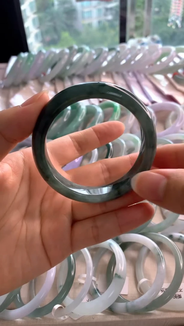 未镶嵌手镯翡翠53.9油青