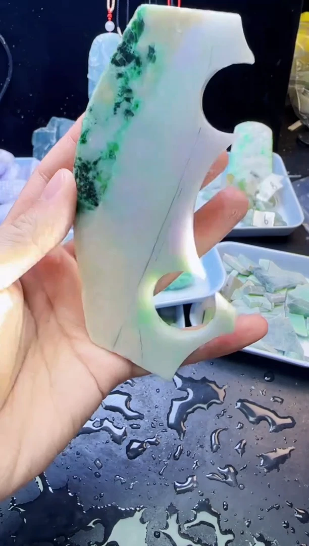 翡翠未镶嵌颈饰世*林026天然A货翡翠