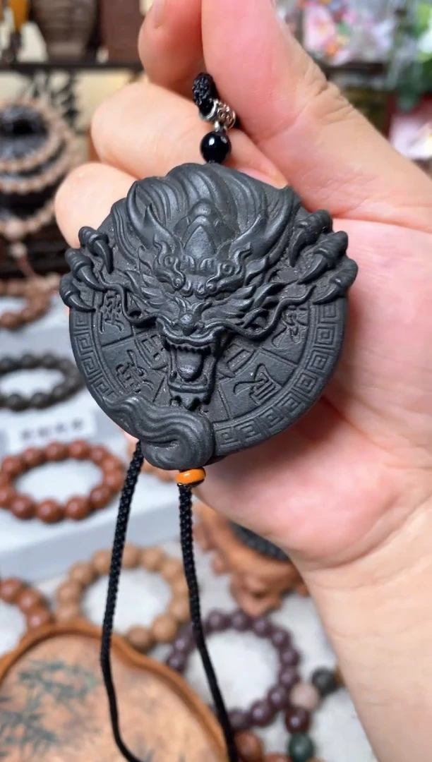 泥塑内府龙涎香合香牌-玄龙护主