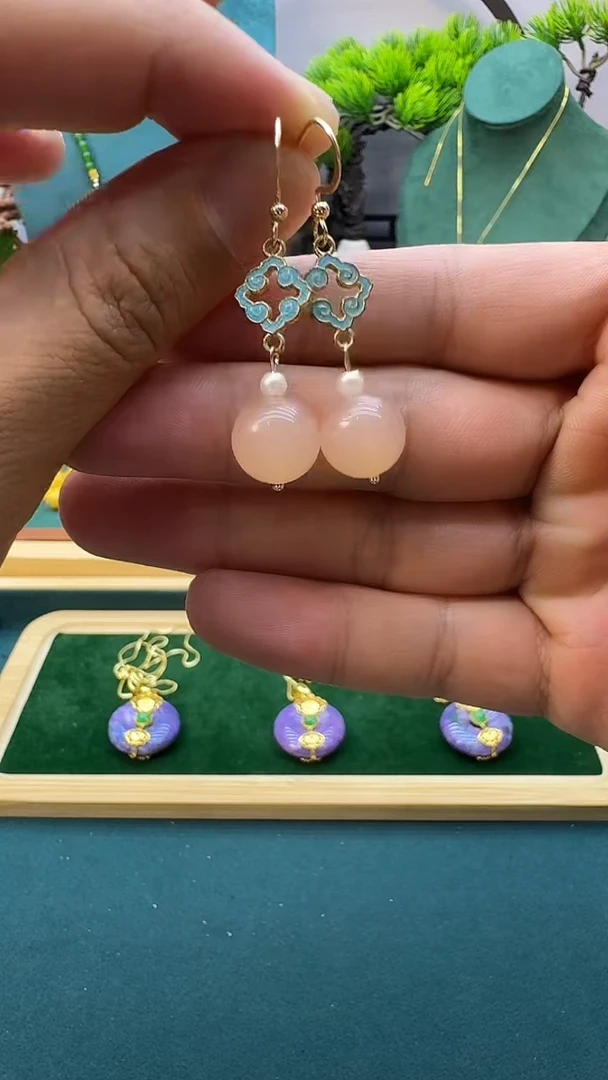 和田玉14K金镶嵌耳饰E51