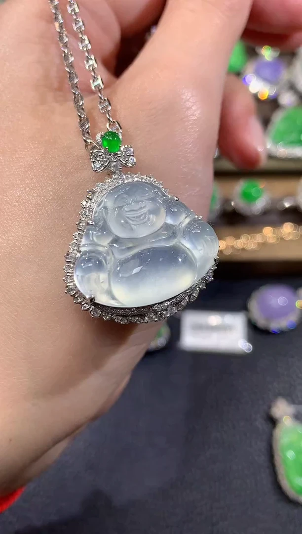 吊坠(不含链)18K金镶嵌翡翠C56