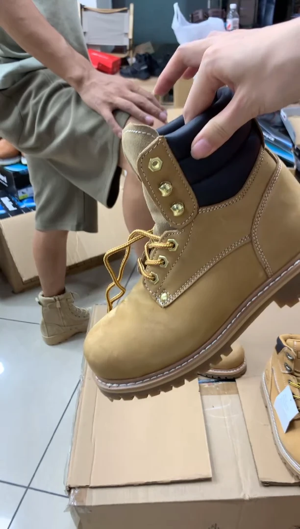 织物84710，钢头工装靴，头层皮，皮鞋码，42码