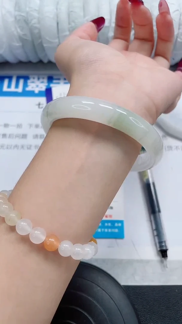 未镶嵌手镯石英质玉240-62/63
